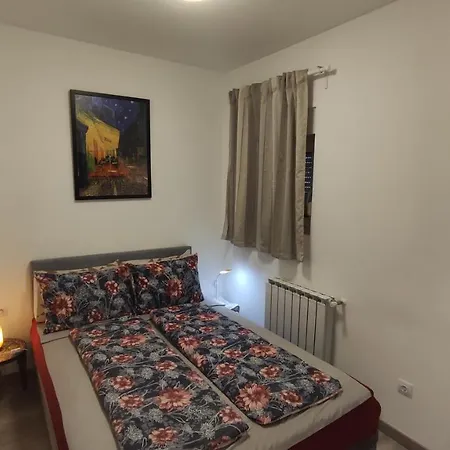 Nevera Apartman Fiume