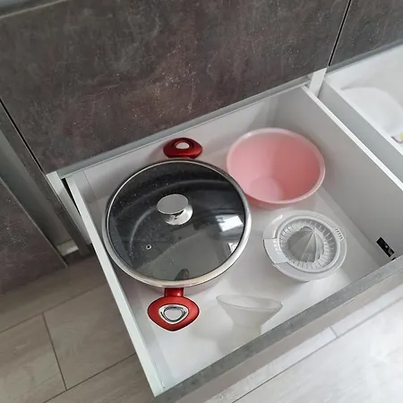 דירה Nevera